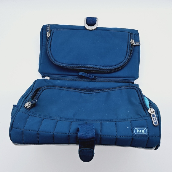 LUG | fliptop toiletry makeup case - Picture 6 of 9